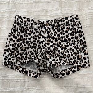 Old Navy Leopard Print Midrise Everyday Shorts - size 0